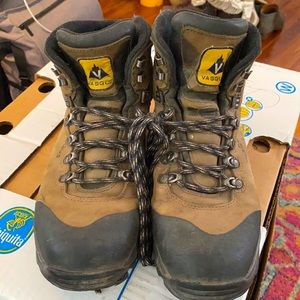 Men’s Vasque Hiking Boots